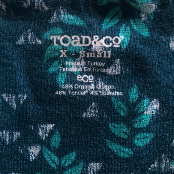 Toad&co ruched V-neck midi dress - Picture 4 of 5